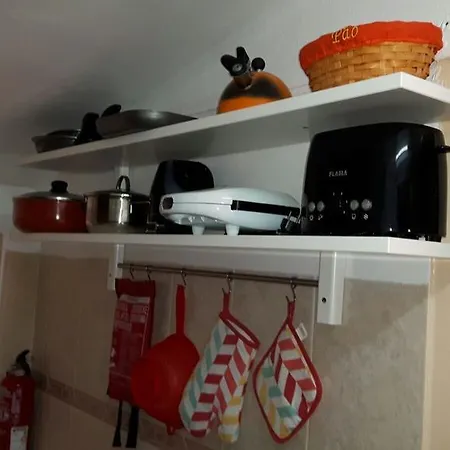 格洛丽亚公寓 *